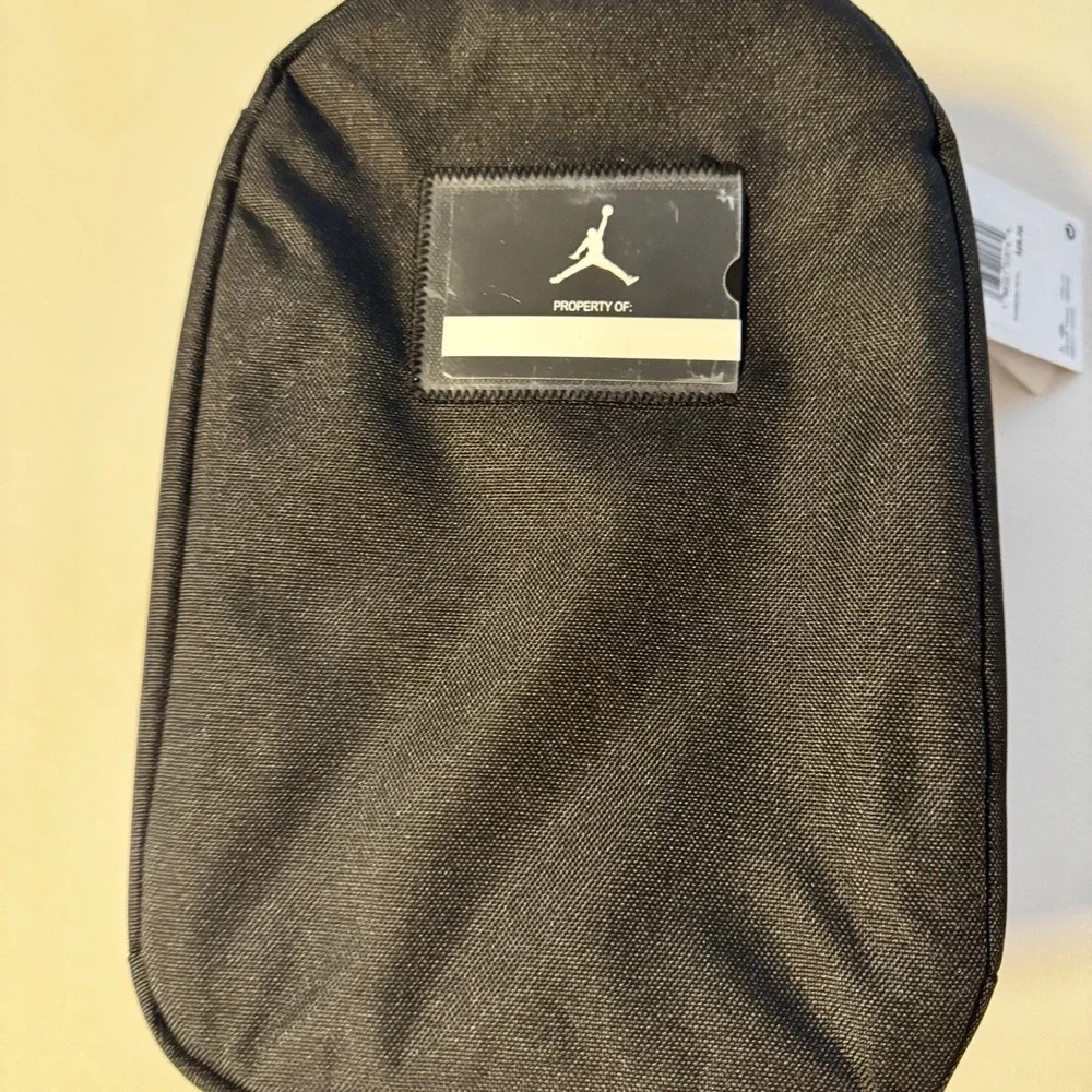 NIKE AIR‎ JORDAN Jersey 23 Zip Insulated Lunch Bag Box Camp Black Red Patch NEW